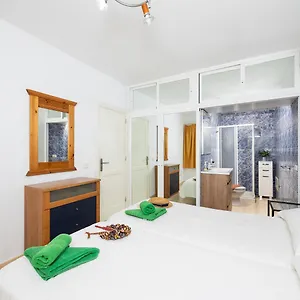 Apartment Jardines 2, Puerto del Carmen (Lanzarote)